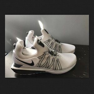 Nike SHOX Gravity Sequent Torch Reax Run 6.5